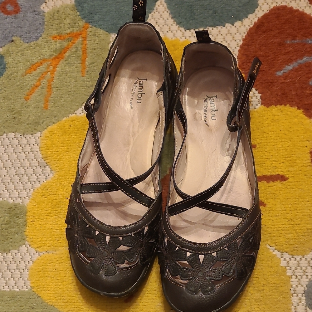 Jambu Women's Gray Floral Cutout Flats